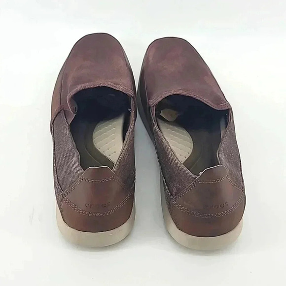 CROCS  MEN SLIP-ON - Picture 3 of 6